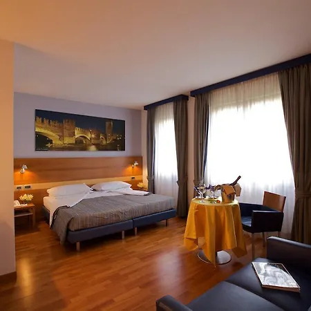 Fiera 4*
