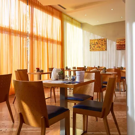 Fiera 4* Verona